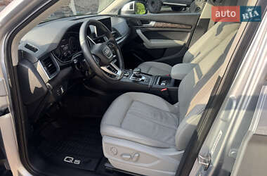 Внедорожник / Кроссовер Audi Q5 2018 в 