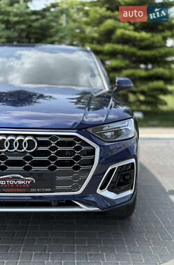 Внедорожник / Кроссовер Audi Q5 2023 в 