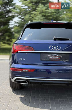 Внедорожник / Кроссовер Audi Q5 2023 в 