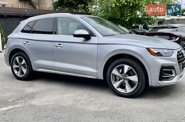 Внедорожник / Кроссовер Audi Q5 2022 в 