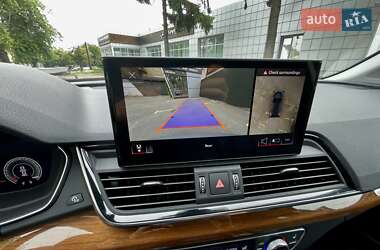 Внедорожник / Кроссовер Audi Q5 2022 в 