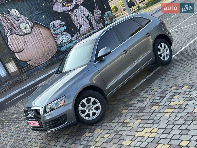 Внедорожник / Кроссовер Audi Q5 2012 в Луцке