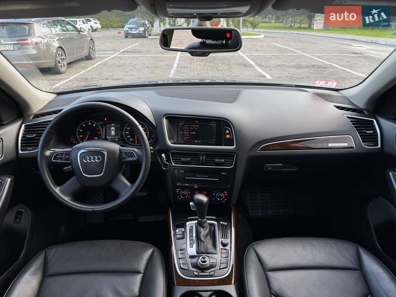 Внедорожник / Кроссовер Audi Q5 2012 в Луцке