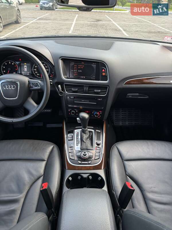 Внедорожник / Кроссовер Audi Q5 2012 в Луцке