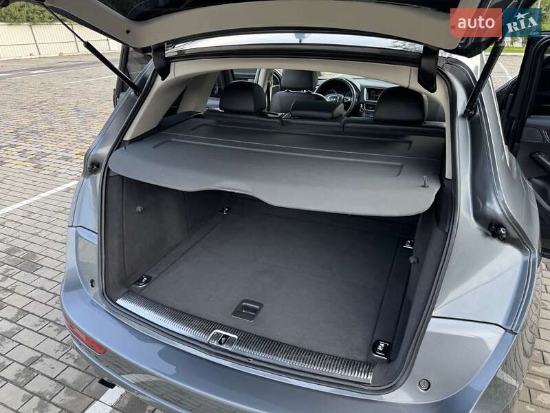 Внедорожник / Кроссовер Audi Q5 2012 в Луцке