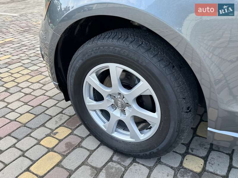 Внедорожник / Кроссовер Audi Q5 2012 в Луцке