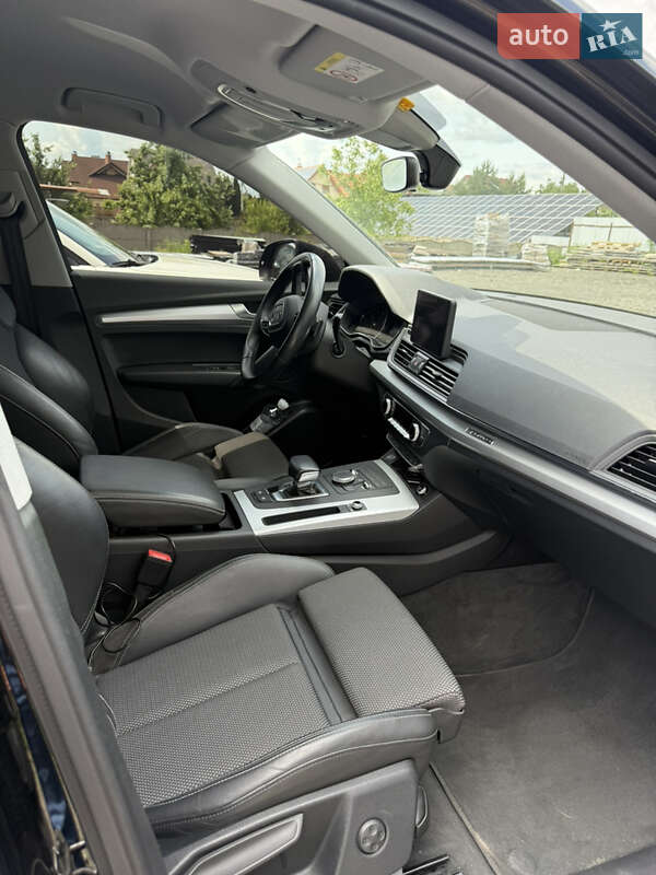 Внедорожник / Кроссовер Audi Q5 2019 в Луцке