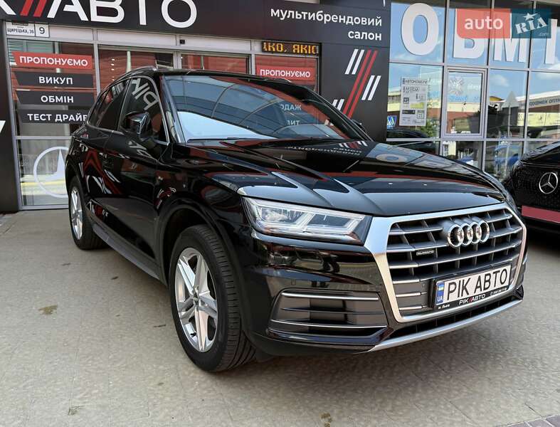 Позашляховик / Кросовер Audi Q5 2017 в Львові