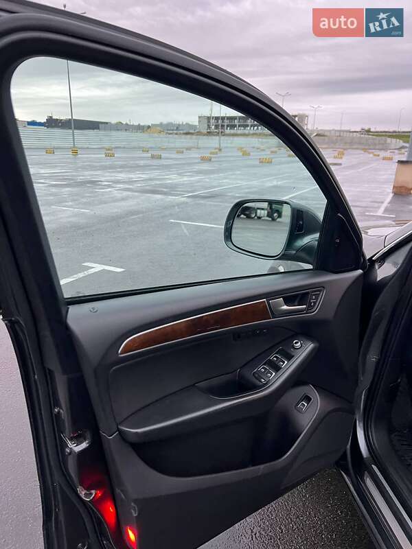 Внедорожник / Кроссовер Audi Q5 2014 в Львове