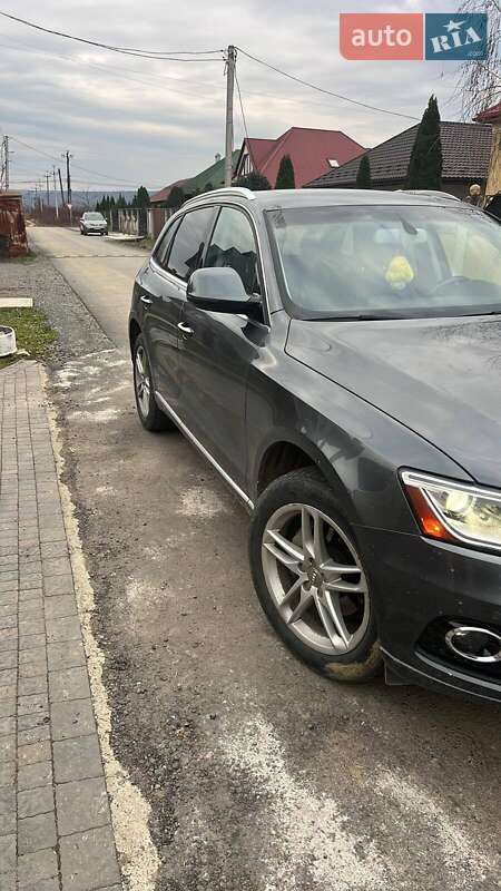 Внедорожник / Кроссовер Audi Q5 2016 в Ужгороде