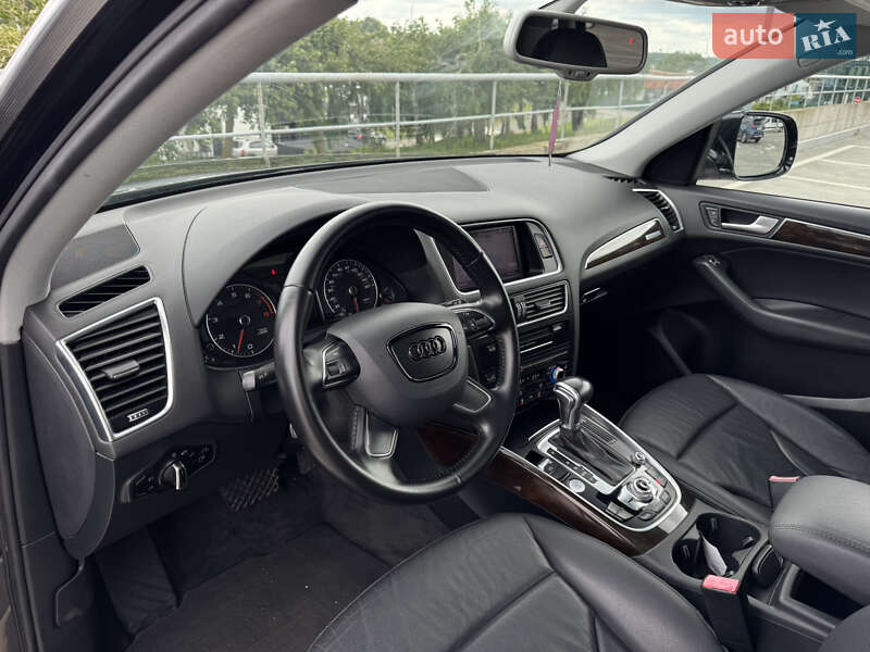 Внедорожник / Кроссовер Audi Q5 2014 в Киеве