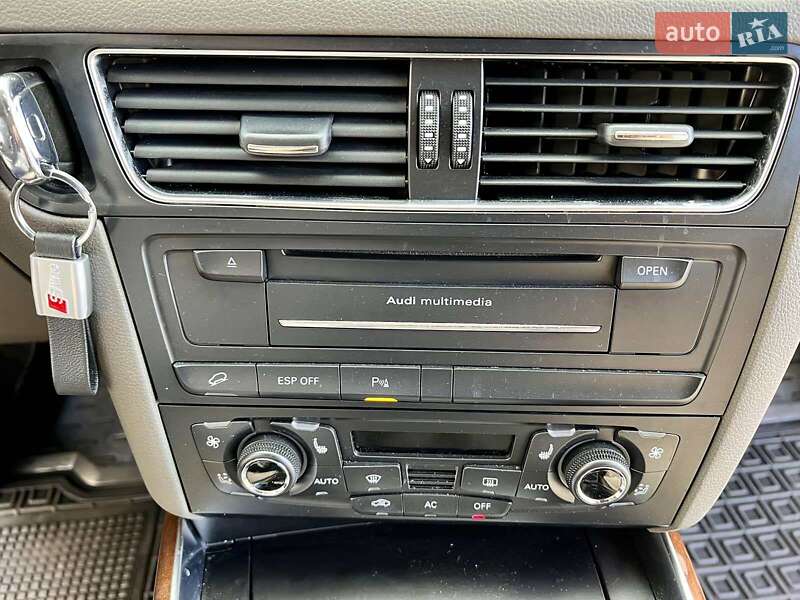 Внедорожник / Кроссовер Audi Q5 2009 в Днепре