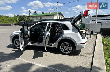 Внедорожник / Кроссовер Audi Q5 2019 в 