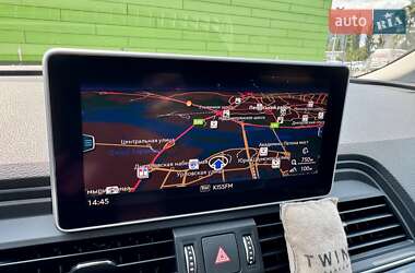 Внедорожник / Кроссовер Audi Q5 2018 в 