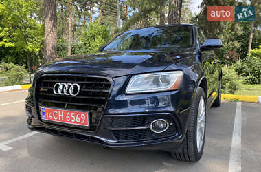 Внедорожник / Кроссовер Audi Q5 2016 в 