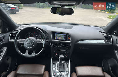Внедорожник / Кроссовер Audi Q5 2016 в 