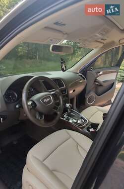 Внедорожник / Кроссовер Audi Q5 2016 в 
