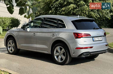 Внедорожник / Кроссовер Audi Q5 2023 в 
