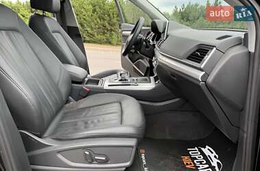 Внедорожник / Кроссовер Audi Q5 2018 в 