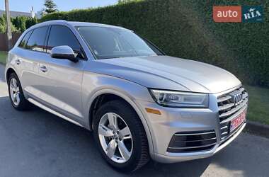 Позашляховик / Кросовер Audi Q5 2018 в Луцьку