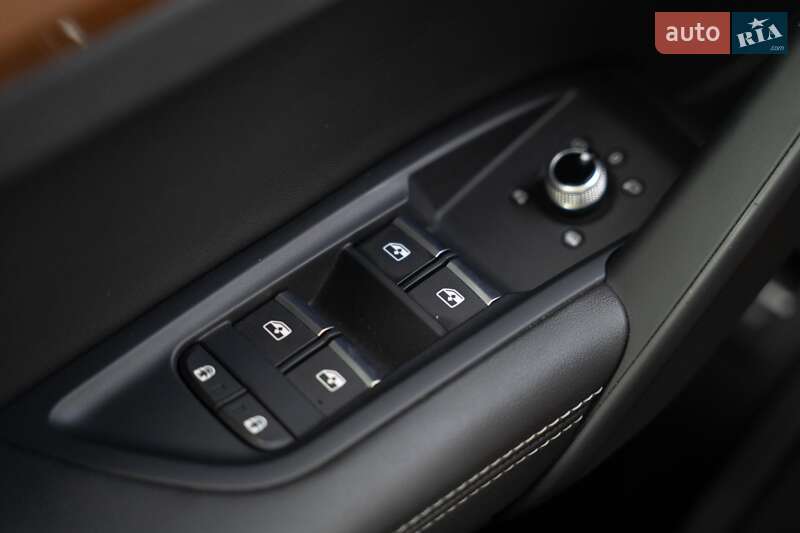 Внедорожник / Кроссовер Audi Q5 2021 в Черновцах