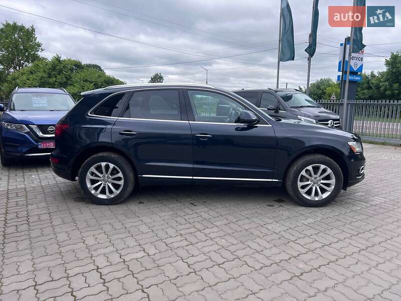 Внедорожник / Кроссовер Audi Q5 2015 в Нововолынске