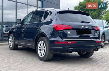 Внедорожник / Кроссовер Audi Q5 2016 в 