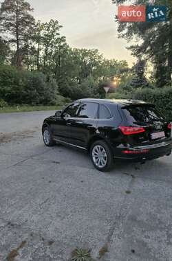 Внедорожник / Кроссовер Audi Q5 2015 в 
