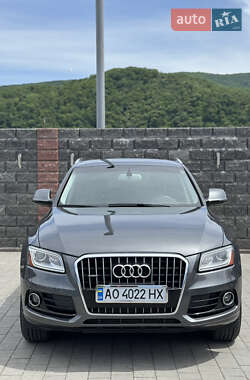Позашляховик / Кросовер Audi Q5 2015 в Виноградові
