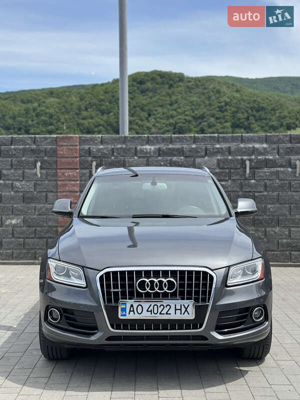 Внедорожник / Кроссовер Audi Q5 2015 в 