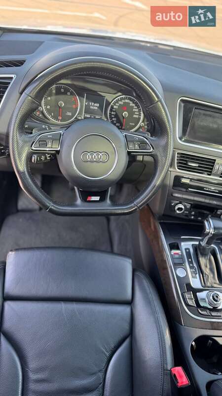 Внедорожник / Кроссовер Audi Q5 2016 в Ровно