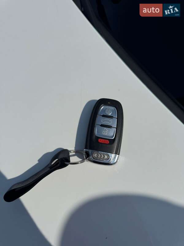 Внедорожник / Кроссовер Audi Q5 2011 в Золотоноше