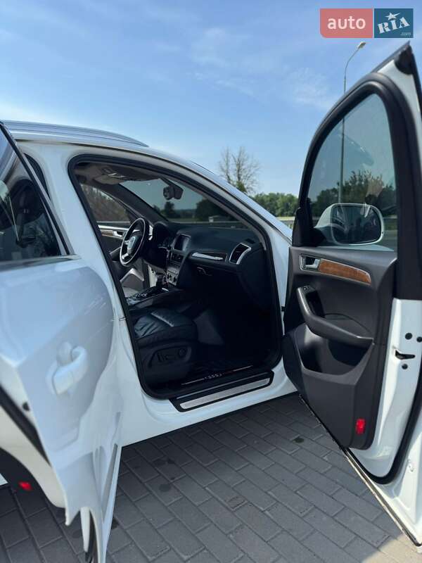 Внедорожник / Кроссовер Audi Q5 2011 в Золотоноше