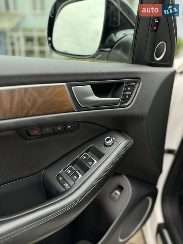 Внедорожник / Кроссовер Audi Q5 2012 в Ивано-Франковске