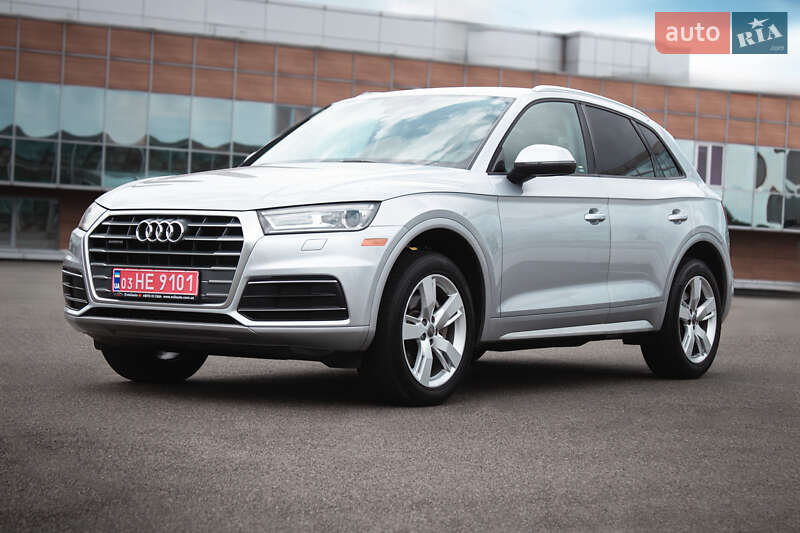 Внедорожник / Кроссовер Audi Q5 2018 в Киеве