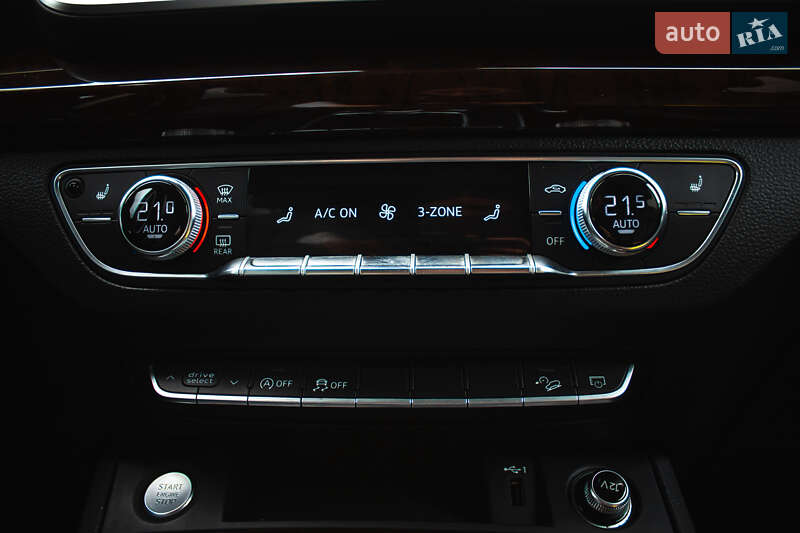 Внедорожник / Кроссовер Audi Q5 2018 в Киеве