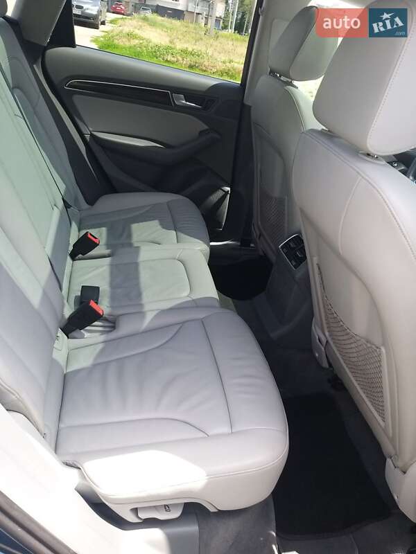 Внедорожник / Кроссовер Audi Q5 2015 в Харькове