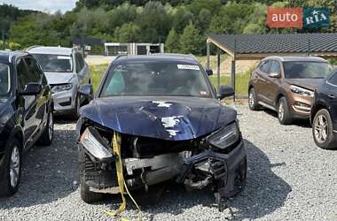Внедорожник / Кроссовер Audi Q5 2021 в 