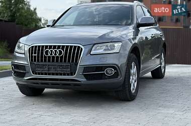 Внедорожник / Кроссовер Audi Q5 2015 в 
