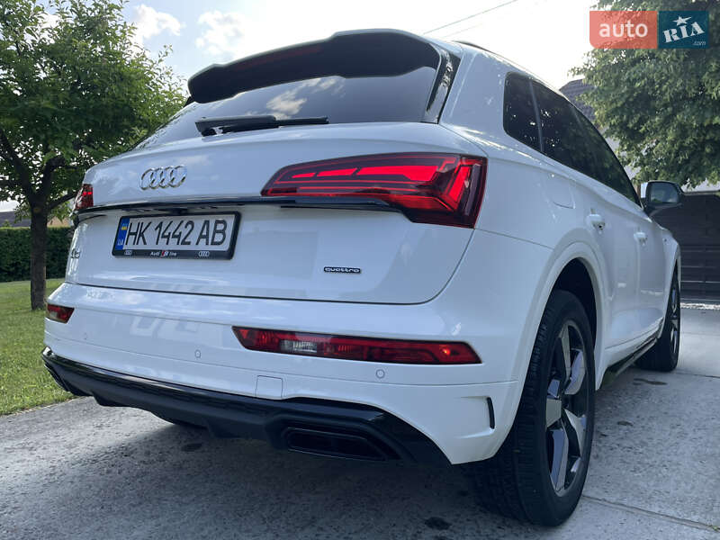 Внедорожник / Кроссовер Audi Q5 2023 в Ровно