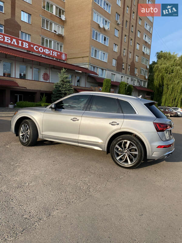 Внедорожник / Кроссовер Audi Q5 2022 в Тернополе