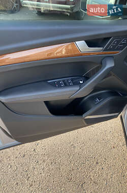 Внедорожник / Кроссовер Audi Q5 2022 в 