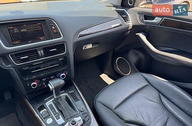 Внедорожник / Кроссовер Audi Q5 2013 в 