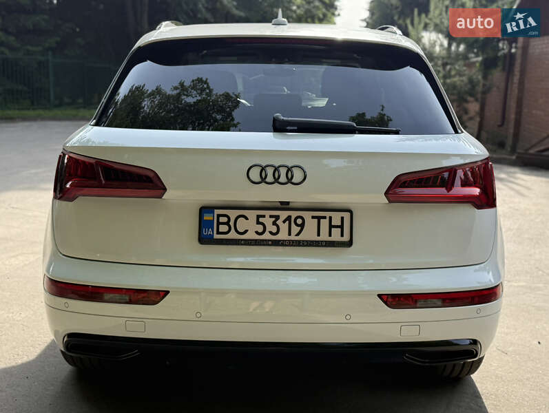 Внедорожник / Кроссовер Audi Q5 2019 в Львове фото 4 Внедорожник / Кроссовер Audi Q5 2019 в Львове