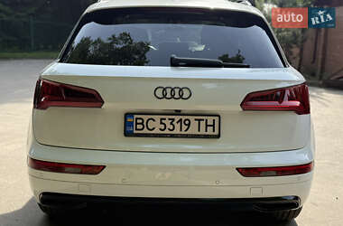 Внедорожник / Кроссовер Audi Q5 2019 в 