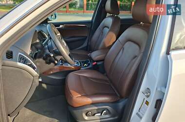 Внедорожник / Кроссовер Audi Q5 2015 в 