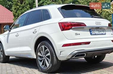 Внедорожник / Кроссовер Audi Q5 2022 в 