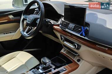 Внедорожник / Кроссовер Audi Q5 2022 в 