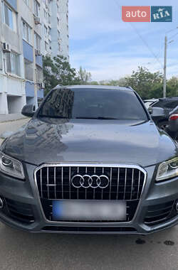 Внедорожник / Кроссовер Audi Q5 2012 в 