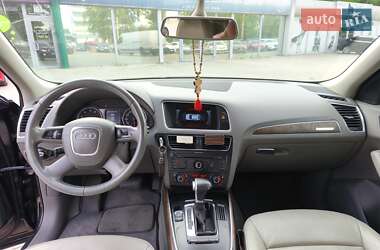 Внедорожник / Кроссовер Audi Q5 2009 в 